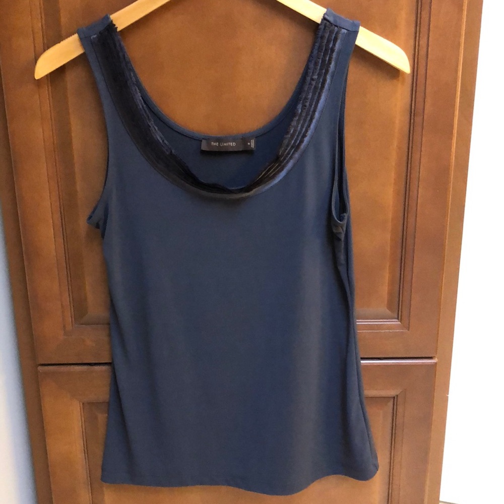 The Limited dark gray tank/shell medium